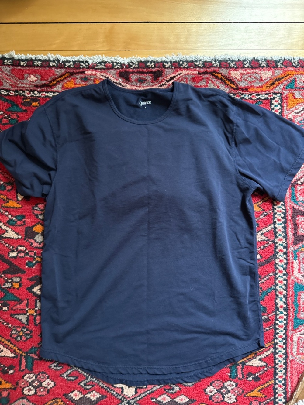 TWO Quince 100% Pima Cotton Luxe Touch T Shirt Deep Navy Men's Size L Crew Neck - Picture 2 of 2